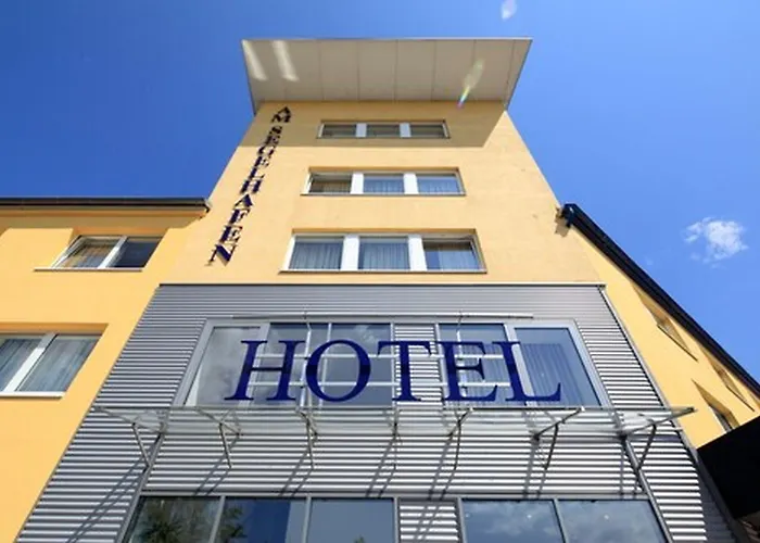 Am SegelhafenHotel Kiel
